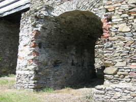 Ruine Kollmitz - Brcke  Eigene Aufnahme 2005